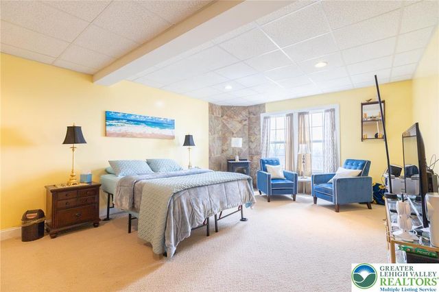 1231 Sky High Terrace, Chestnuthill Twp, PA 18330