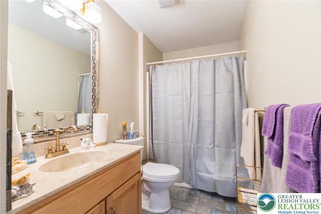 1231 Sky High Terrace, Chestnuthill Twp, PA 18330