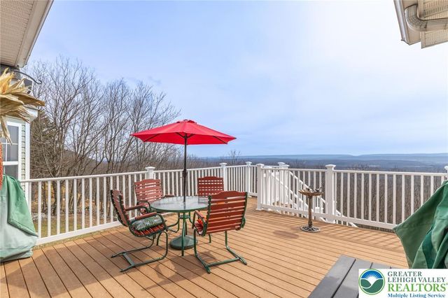 1231 Sky High Terrace, Chestnuthill Twp, PA 18330