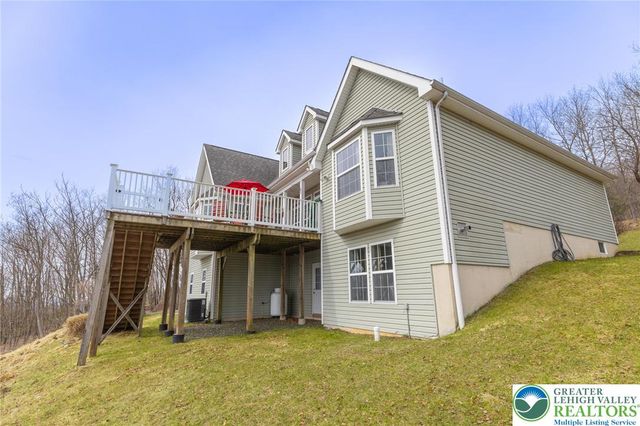 1231 Sky High Terrace, Chestnuthill Twp, PA 18330