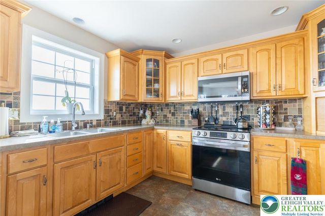 1231 Sky High Terrace, Chestnuthill Twp, PA 18330