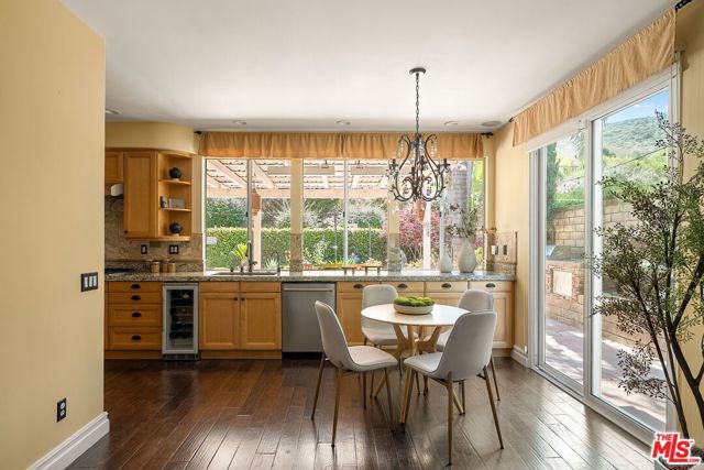 350 Anzio Way, Oak Park, CA 91377