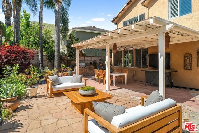 350 Anzio Way, Oak Park, CA 91377