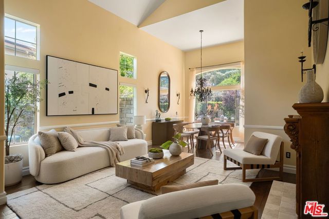 350 Anzio Way, Oak Park, CA 91377