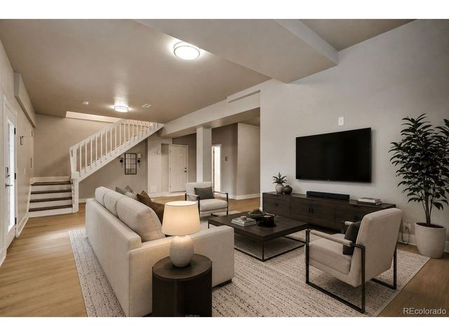4998 Chippewa Dr, Larkspur, CO 80118