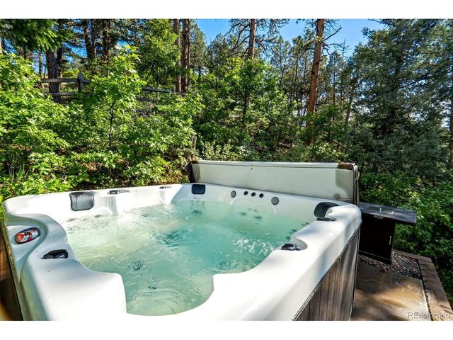 4998 Chippewa Dr, Larkspur, CO 80118