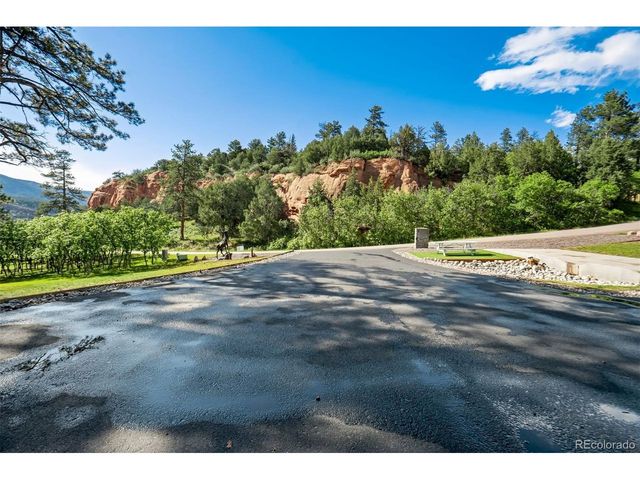 4998 Chippewa Dr, Larkspur, CO 80118