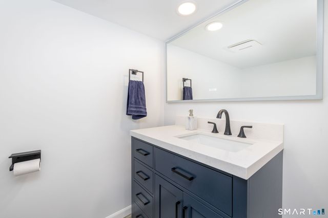 34 Crocker Avenue, West Hartford, CT 06110