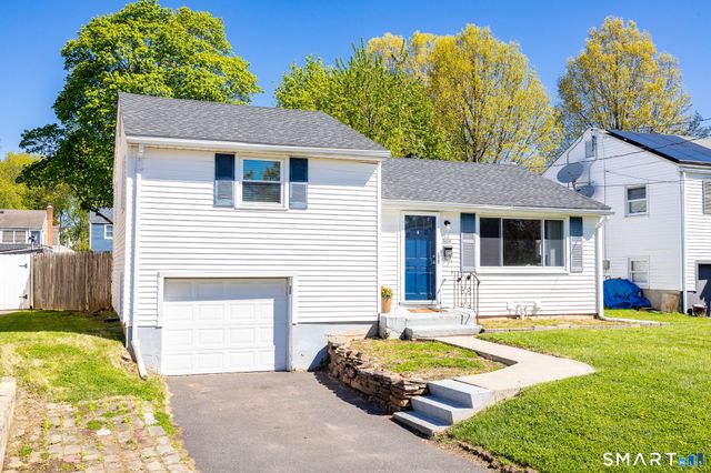 34 Crocker Avenue, West Hartford, CT 06110