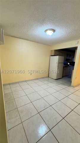 160 NE 203rd Ter E20, Miami Gardens, FL 33179