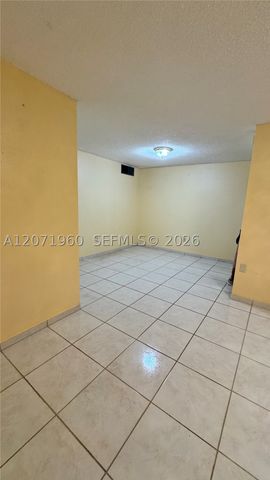 160 NE 203rd Ter E20, Miami Gardens, FL 33179