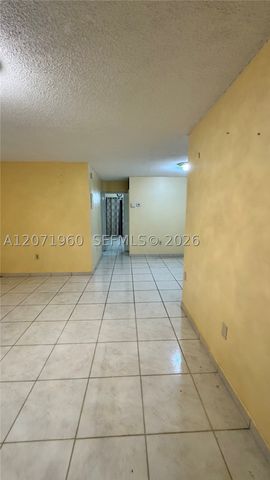 160 NE 203rd Ter E20, Miami Gardens, FL 33179