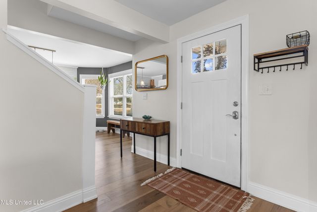 15392 Three Rivers Road, Biloxi, MS 39532