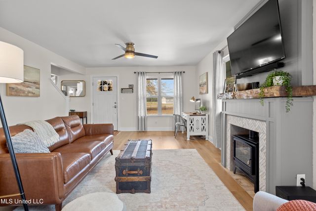 15392 Three Rivers Road, Biloxi, MS 39532