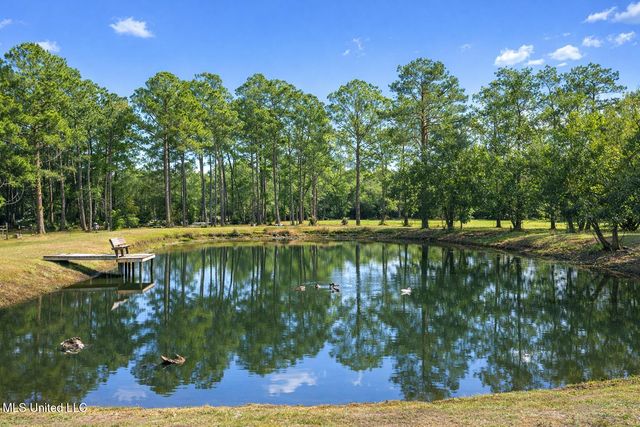 15392 Three Rivers Road, Biloxi, MS 39532