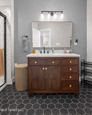 15392 Three Rivers Road, Biloxi, MS 39532