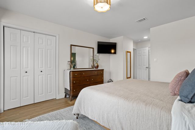 15392 Three Rivers Road, Biloxi, MS 39532