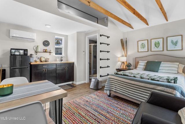 15392 Three Rivers Road, Biloxi, MS 39532