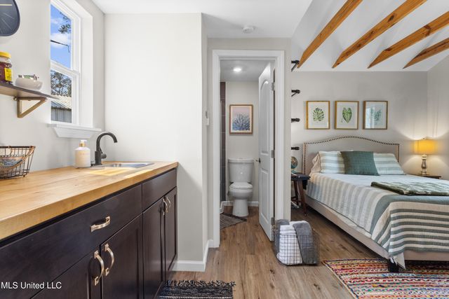 15392 Three Rivers Road, Biloxi, MS 39532