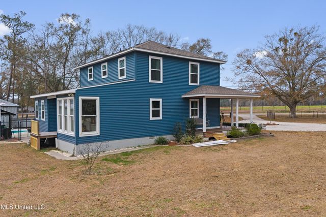 15392 Three Rivers Road, Biloxi, MS 39532