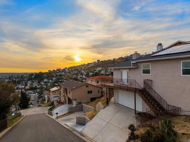 9750 Birch St, Spring Valley, CA 91977