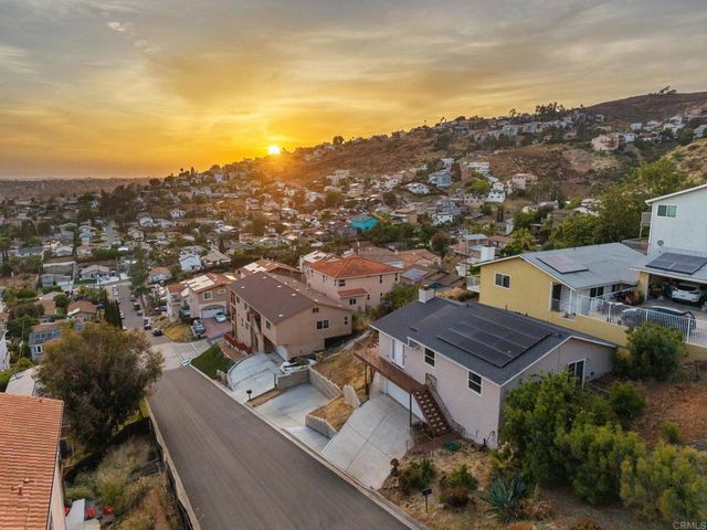 9750 Birch St, Spring Valley, CA 91977