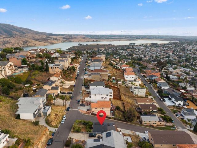 9750 Birch St, Spring Valley, CA 91977
