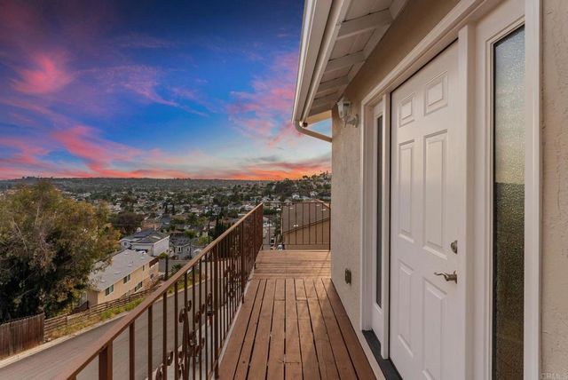 9750 Birch St, Spring Valley, CA 91977