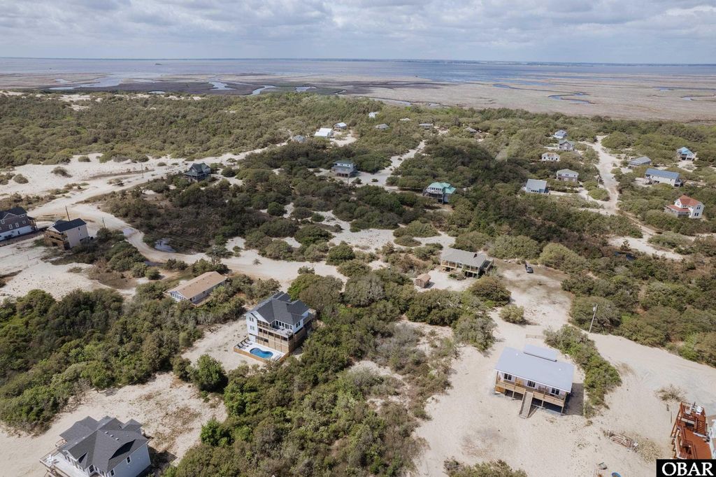 Image 8 of property listing at 1663 Midland Road Lot 7, Corolla, NC 27927