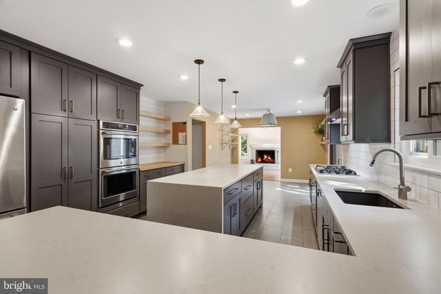 2025 MOCK ORANGE CT, Reston, VA 20191