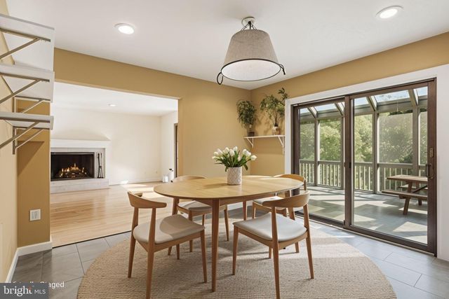 2025 MOCK ORANGE CT, Reston, VA 20191