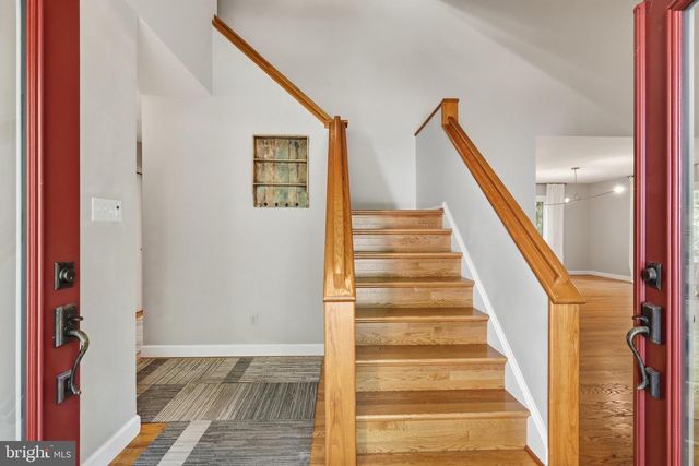 2025 MOCK ORANGE CT, Reston, VA 20191