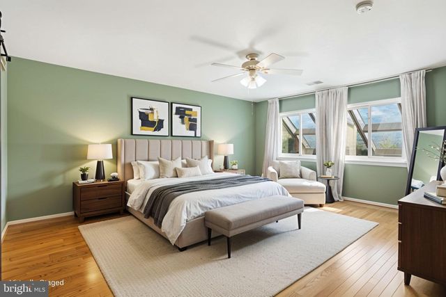 2025 MOCK ORANGE CT, Reston, VA 20191
