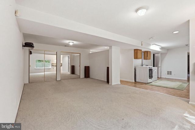 2025 MOCK ORANGE CT, Reston, VA 20191
