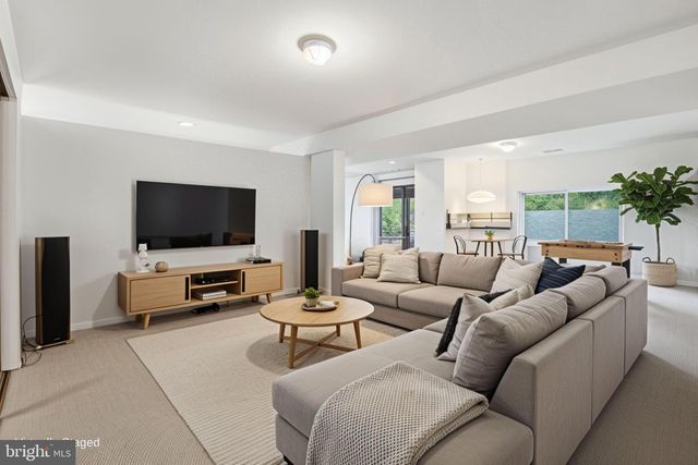 2025 MOCK ORANGE CT, Reston, VA 20191