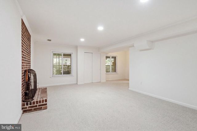 2025 MOCK ORANGE CT, Reston, VA 20191