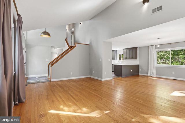 2025 MOCK ORANGE CT, Reston, VA 20191