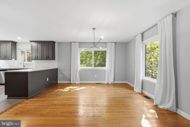 2025 MOCK ORANGE CT, Reston, VA 20191
