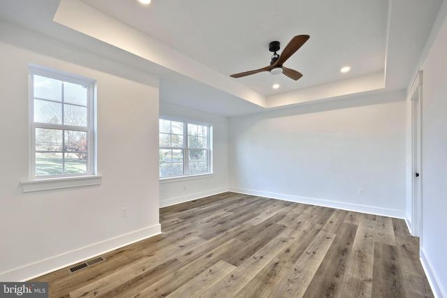 1020 TRINITY RD, York, PA 17408