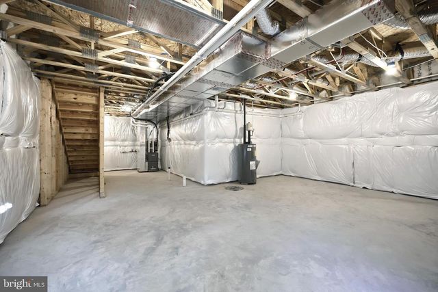 1020 TRINITY RD, York, PA 17408