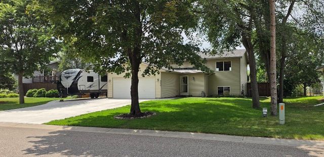 9430 Hale Avenue S, Cottage Grove, MN 55016