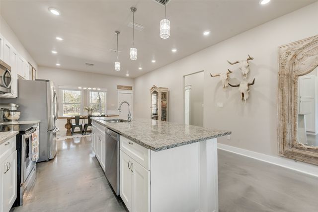 14240 County Road 354, Terrell, TX 75161