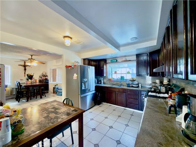 5654 Stansbury, Van Nuys, CA 91401