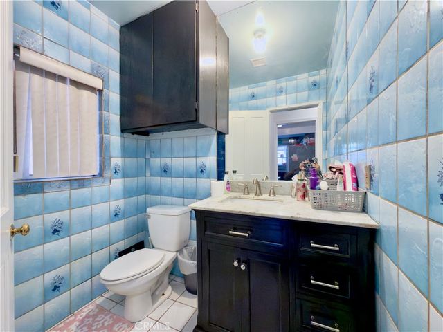 5654 Stansbury, Van Nuys, CA 91401