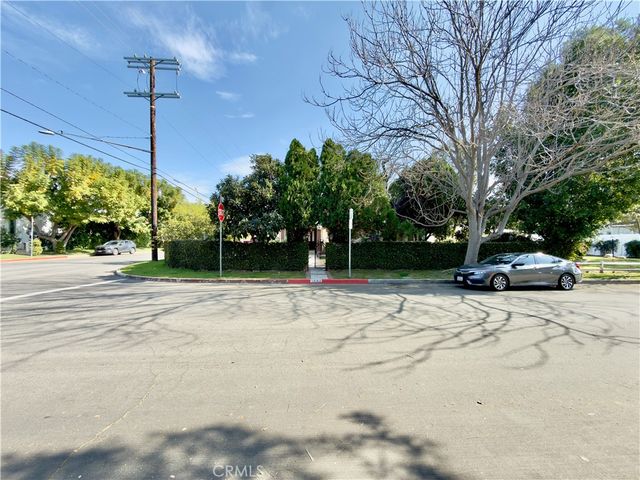 5654 Stansbury, Van Nuys, CA 91401