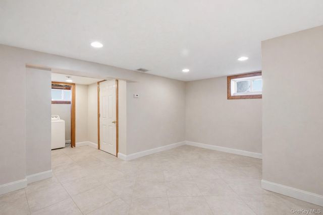 120 Willow Street, Massapequa Park, NY 11762