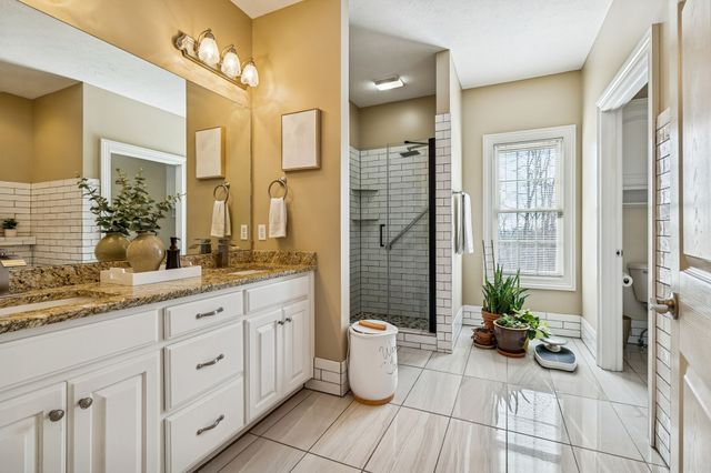 2049 Liebengood Rd, Goodlettsville, TN 37072