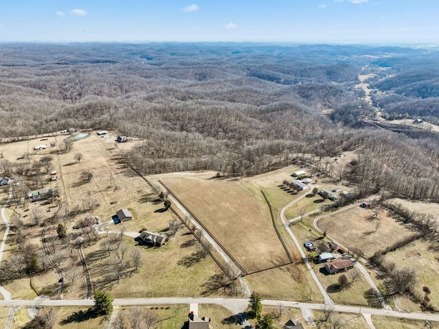 2049 Liebengood Rd, Goodlettsville, TN 37072