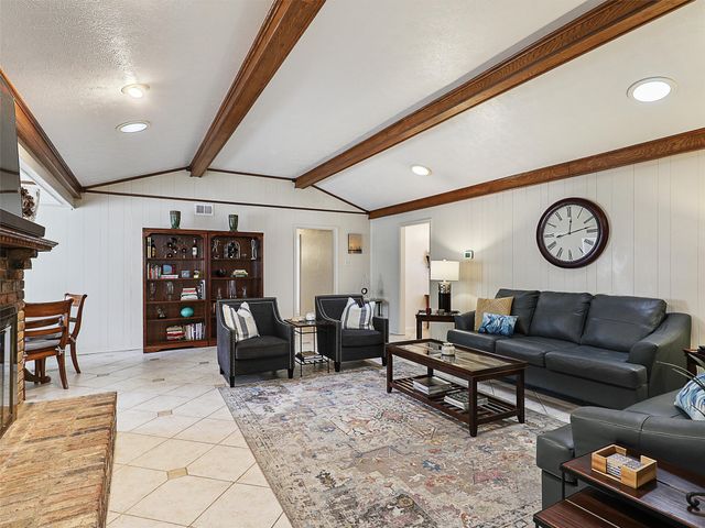 304 Ridgewood Drive, Richardson, TX 75080