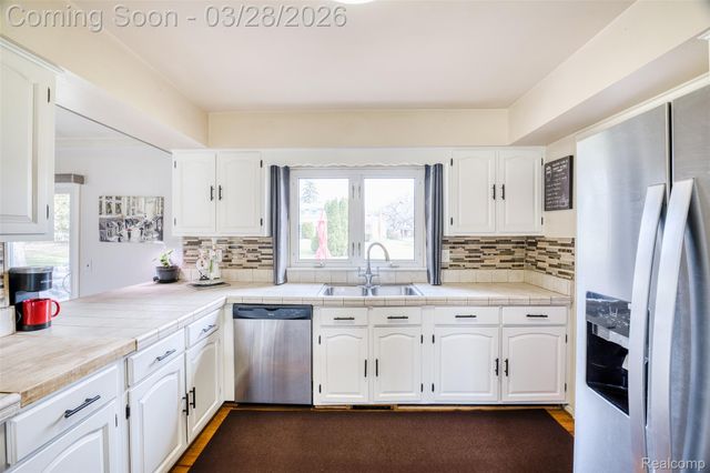 41862 Baintree Circle, Northville Township, MI 48168